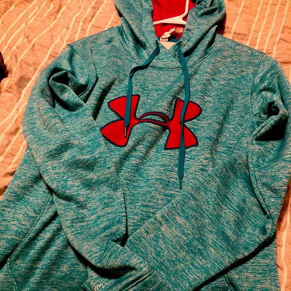Women’s under armour hoodie - Picture 1 of 2